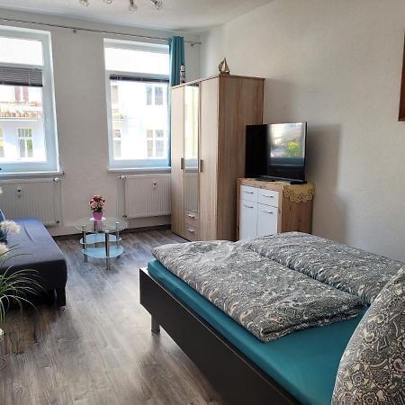 Thamy'S Homestay 4 ✓ Росток Екстер'єр фото